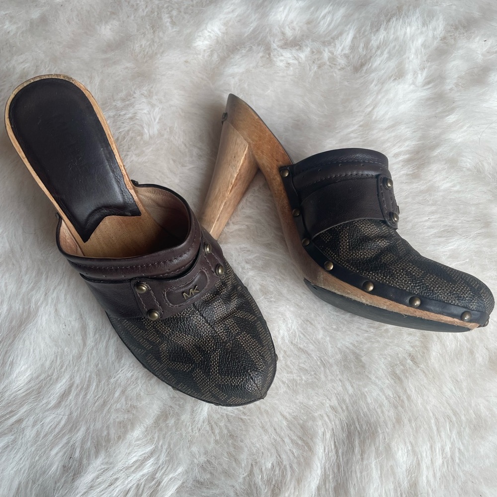 Michael Kors Vintage Women's Logo Leather Clogs